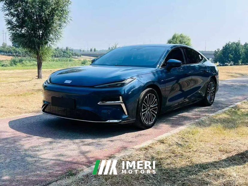 Geely Galaxy Star Shine 8 EM-i 1.5L 130km Exclusive Edition