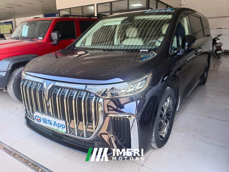 Voyah Dreamer PHEV version 1.5T 236km Ultra-Long Range Flagship Edition 7-seater