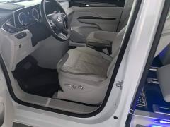 Buick GL8 ES Land Executive Luxury Enjoyable Edition - ფოტო 10