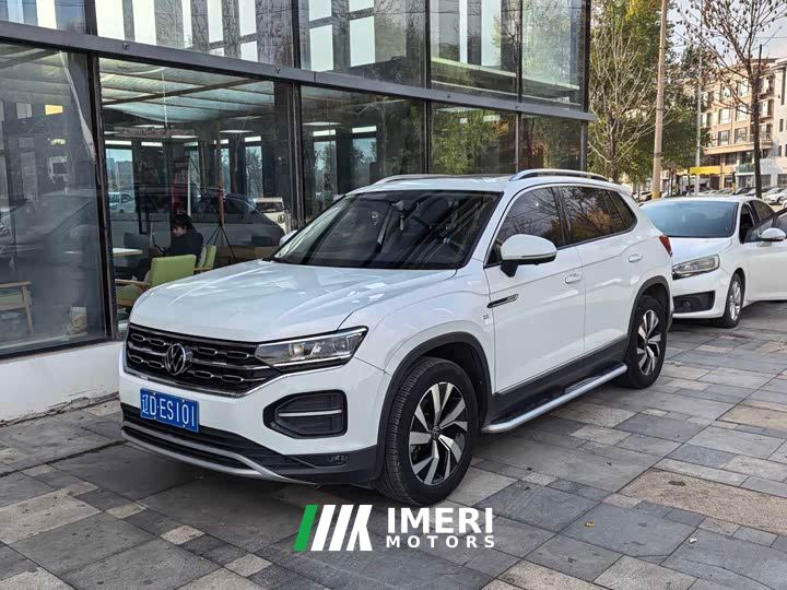 Volkswagen Taos 280TSI FWD Luxury Smart Connected Edition