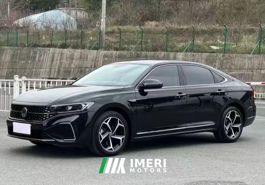 Volkswagen Passat Distinguished Edition 380TSI Starry Sky Dragon Edition