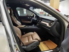 Volvo XC60 B5 AWD Smart Remote Luxury Edition - фото 9