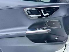 Mercedes-Benz C Class C-Class C 260 L AMG Line - photo 4
