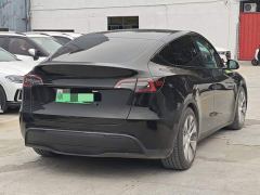 Tesla Model Y Rear-Wheel Drive - ფოტო 9