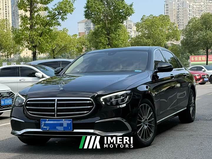 Mercedes-Benz E-Class E 260 L - автомобиль из Китая