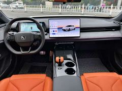 Changan UNI-V 1.5T PHEV Version - ფოტო 11