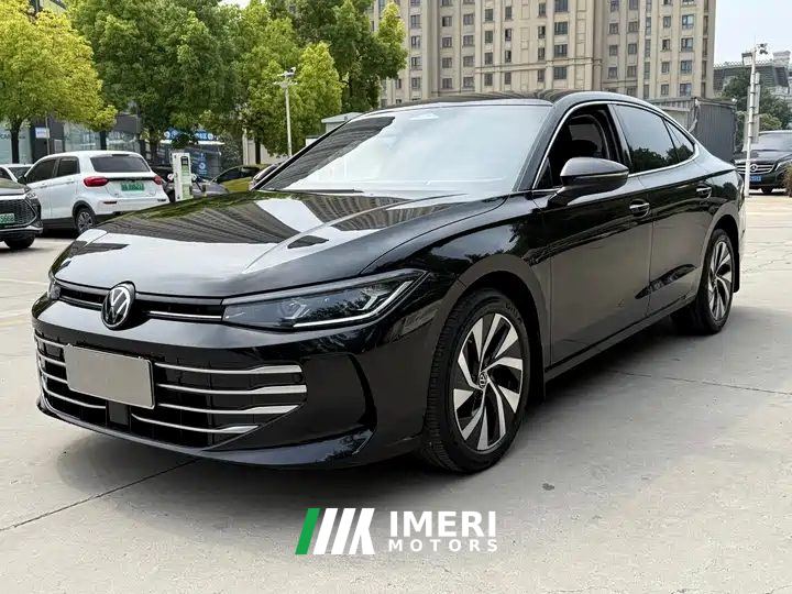 Volkswagen Passat Distinguished Edition 380TSI Longyao Edition
