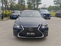 Lexus ES 260 Excellence Edition - photo 2