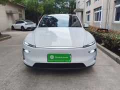 Tesla Model Y Rear-Wheel Drive - ფოტო 2