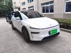 Tesla Model Y Rear-Wheel Drive - ფოტო 3