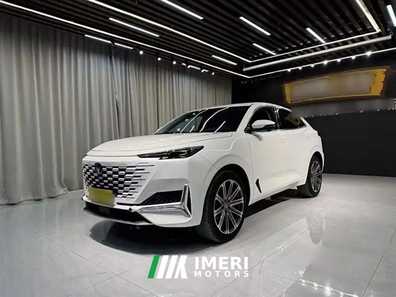 Changan UNI-K 2.0T Two-Wheel Drive Deluxe