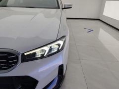 BMW 3 Series 325Li M Sport Package - фото 4
