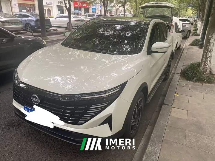 Nissan Qashqai Honor 2.0L CVT XV Premier Edition