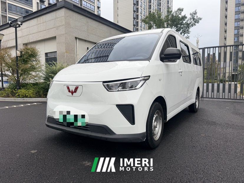 Wuling Yangguang 300km Version Edition 60kW 6