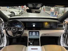 Li Auto ONE Extended Range 6-Seater - photo 4