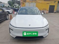 Tesla Model Y L Long Range All-Wheel Drive - ფოტო 2
