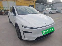 Tesla Model Y L Long Range All-Wheel Drive - ფოტო 3