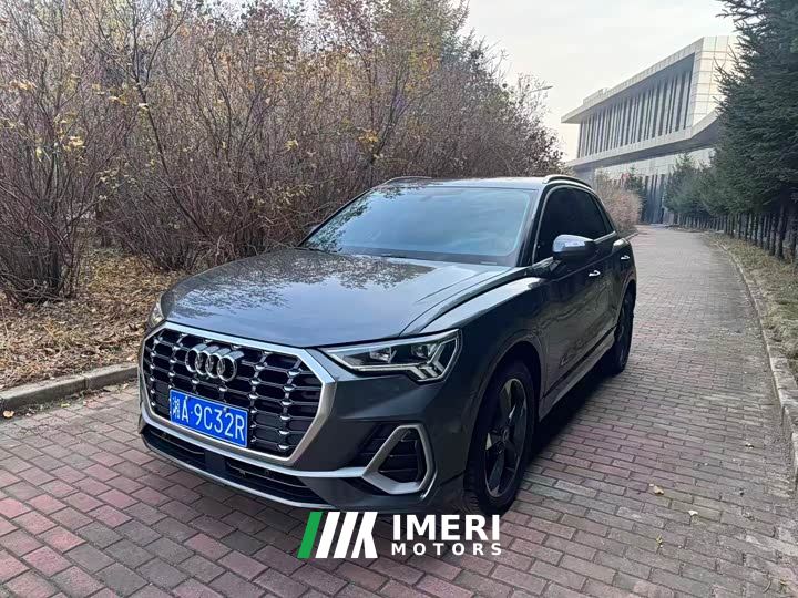 Audi Q3 35 TFSI Fashion Dynamic - car from China