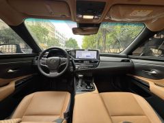 Lexus ES 300h Excellence Edition - ფოტო 4