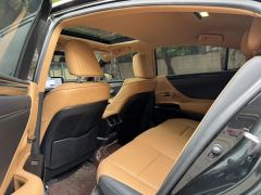 Lexus ES 300h Excellence Edition - ფოტო 6