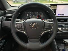 Lexus ES 200 Premium Edition - photo 10
