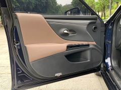Lexus ES 200 Premium Edition - photo 12