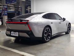 XPeng P7 820 Extended Range Ultra - ფოტო 11