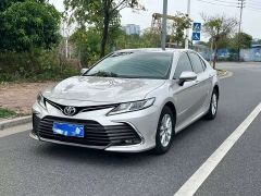 Toyota Camry 2.0G Luxury - фото 1