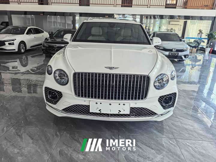 Bentley Bentayga 4.0T V8 Long Wheelbase Elegance Edition - автомобиль из Китая