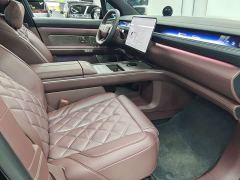 NIO ES8 Six-Seat Executive Signature Edition - ფოტო 9