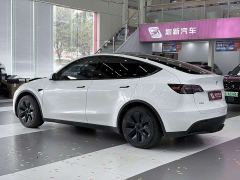 Tesla Model Y Rear-Wheel Drive - ფოტო 5