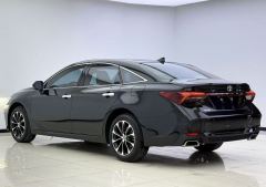 Toyota Avalon Dual-Engine 2.0L Luxury Edition - photo 9