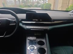 Changan UNI-V Zhidian iDD 1.5L 136km Smart cool type - фото 17
