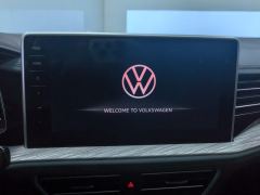 Volkswagen Jetta 3000 300TSI Edition - ფოტო 17