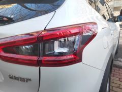 Nissan Qashqai 2.0L Smart Edition - ფოტო 5