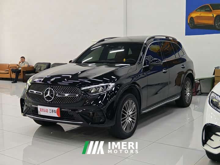 Mercedes-Benz GLC 300 L 4MATIC Dynamic 5-Seater