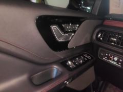 Lincoln Flying Spur 3.0T AWD Edition - photo 13