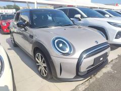 MINI Facelift 1.5T COOPER Artist Five-Door - ფოტო 3