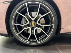 Porsche Taycan - photo 6