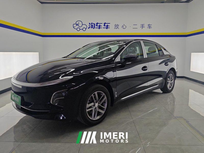 FAW Hongqi E-QM5 610km PLUS - car from China