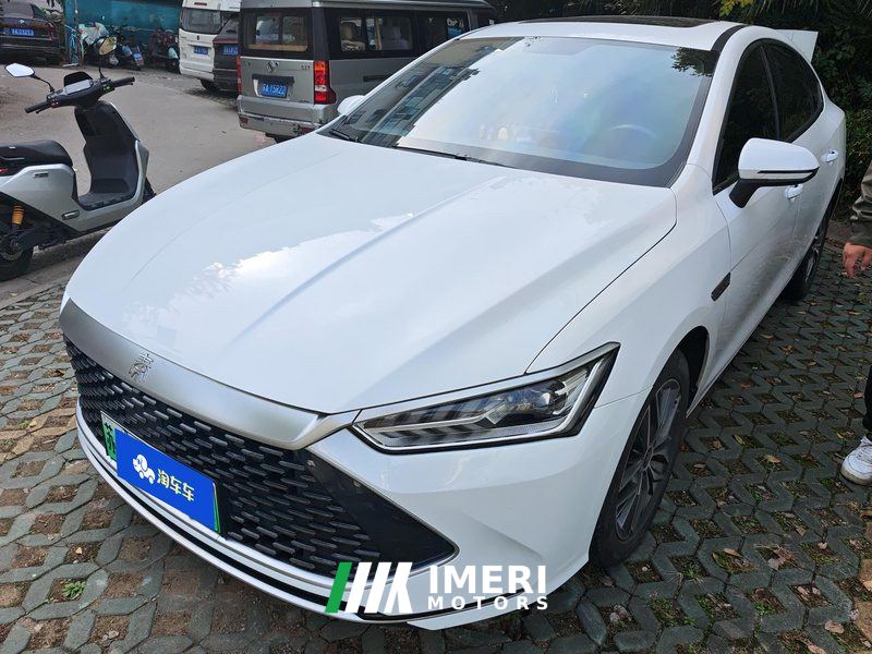 BYD Qin PLUS DM-i 120km Prestigious Edition - car from China