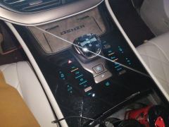Denza D9 DM-i 1.5T 180km AWD Version 7 - ფოტო 19