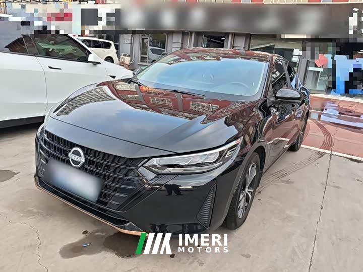 Nissan Sylphy 1.6L CVT Black Gold Edition