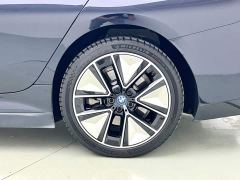 BMW i3 eDrive 40 L Midnight Edition Package - ფოტო 7