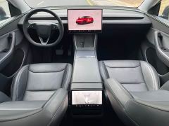 Tesla Model Y Rear-Wheel Drive - ფოტო 10