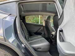 Tesla Model Y Rear-Wheel Drive - ფოტო 16