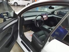 Tesla Model Y Long Range All-Wheel Drive - фото 15