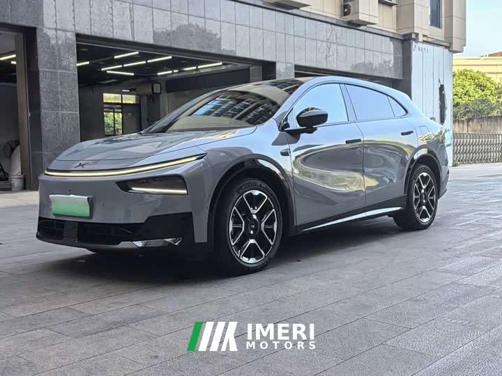 XPeng G7 Extended Range 1704 Max Flagship - car from China