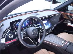 Mercedes-Benz E-Class E 300 L Luxury - photo 11