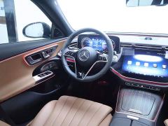Mercedes-Benz E-Class E 300 L Luxury - photo 14